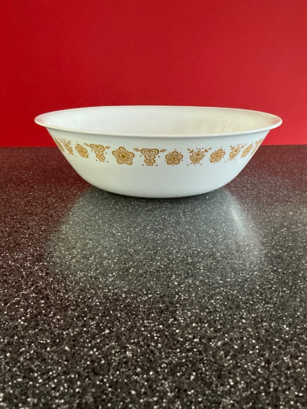 Vintage Corelle Butterfly Gold Serving Bowl Large 10.25” Retired Corning Glass - Picture 7 of 14